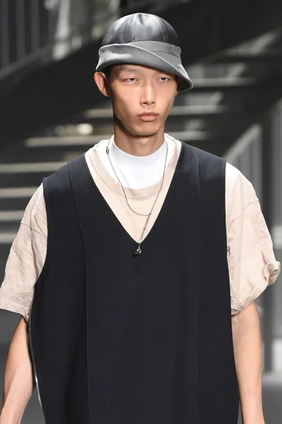 Look 57